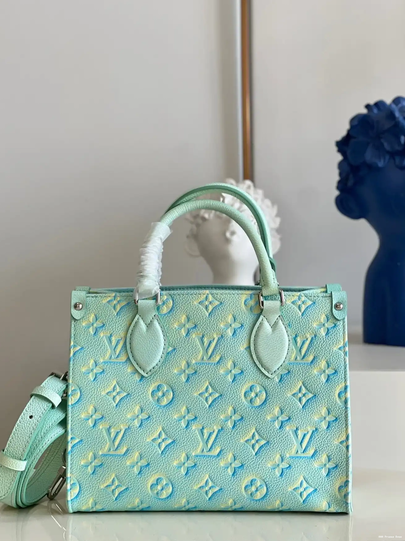 AAA Pruses Bags PM LOUIS ONTHEGO VUITTON 0617